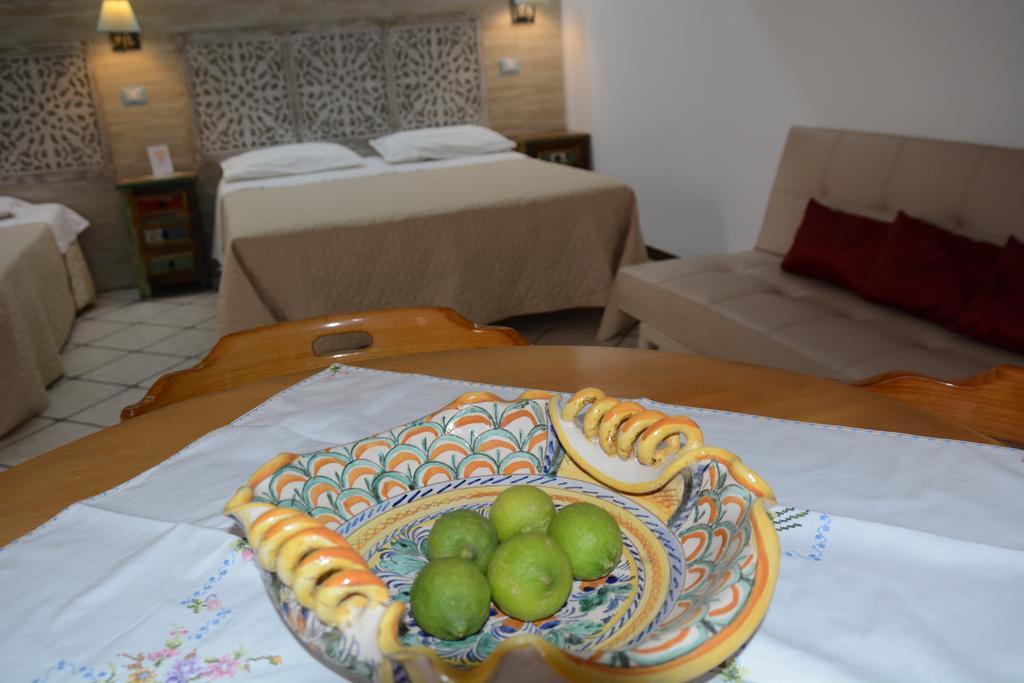 Syrakosia A Ortigia Villa Szirakúza Kültér fotó